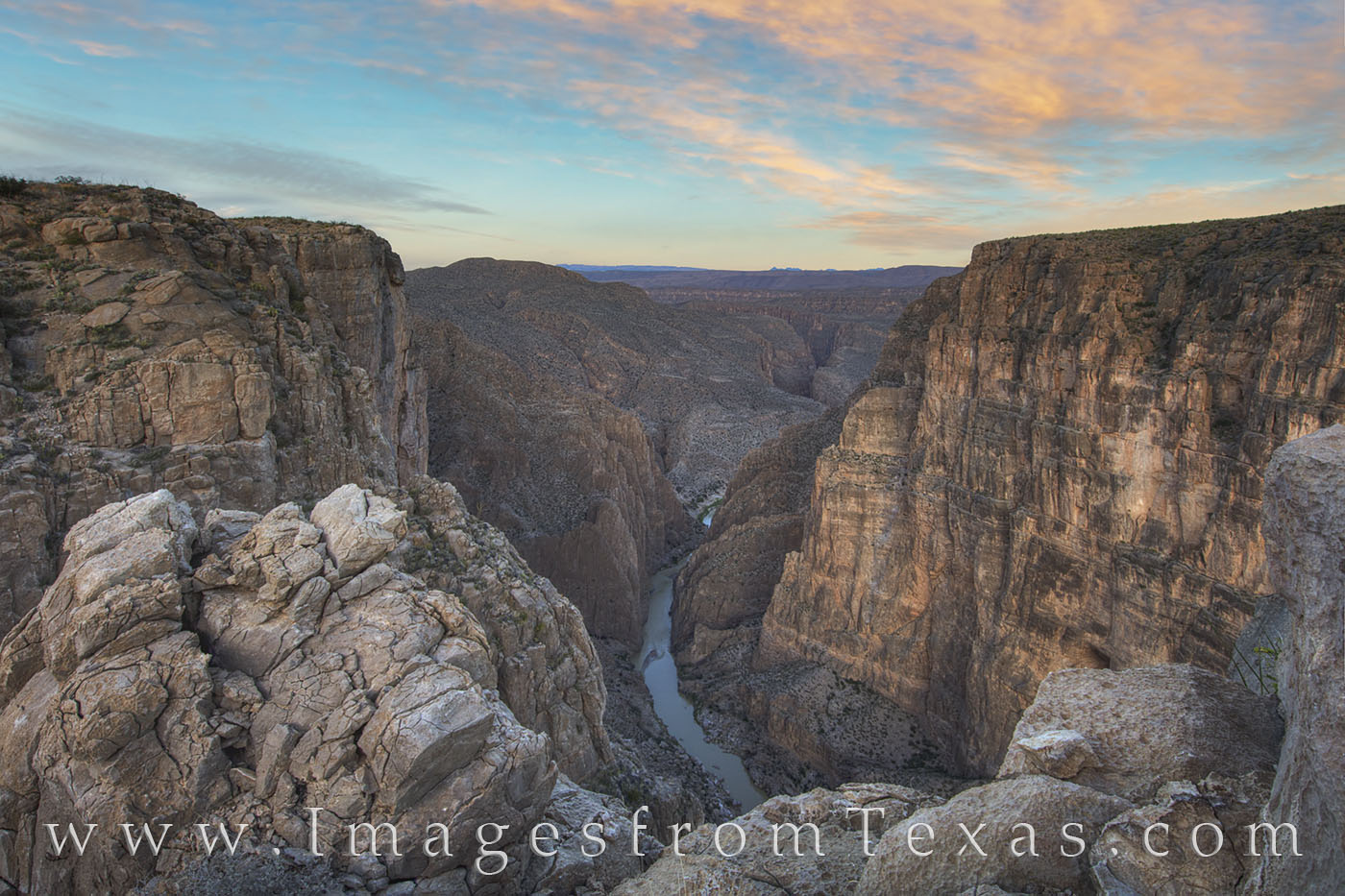 Mariscal Canyon, Big Bend national park, Big bend canyon, canyon, big bend, national park, panorama, hiking, hiking texas, texas outdoors, texas national parks, rio grande, mexico, talley, river road 