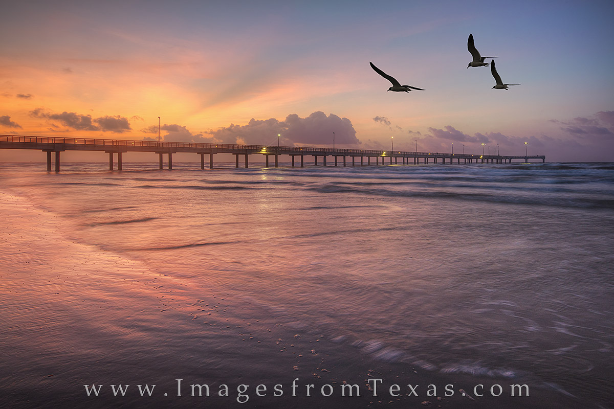 port aransas photos, Port A images, Port Aransas prints, caldwell pier, gulf coast photos, texas sunrise, texas ocean, texas beach sunrise