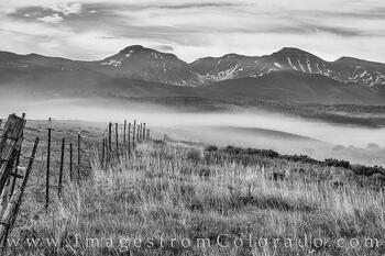 Fraser Valley Fog black and white 625-1