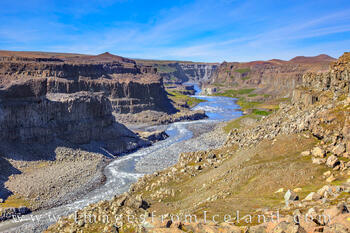 Jökulsá á Fjöllum River near Dettifoss 1