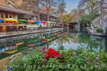 Morning along the Riverwalk 1231-1