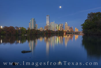 November Austin Skyline from Lou Neff 1120-1