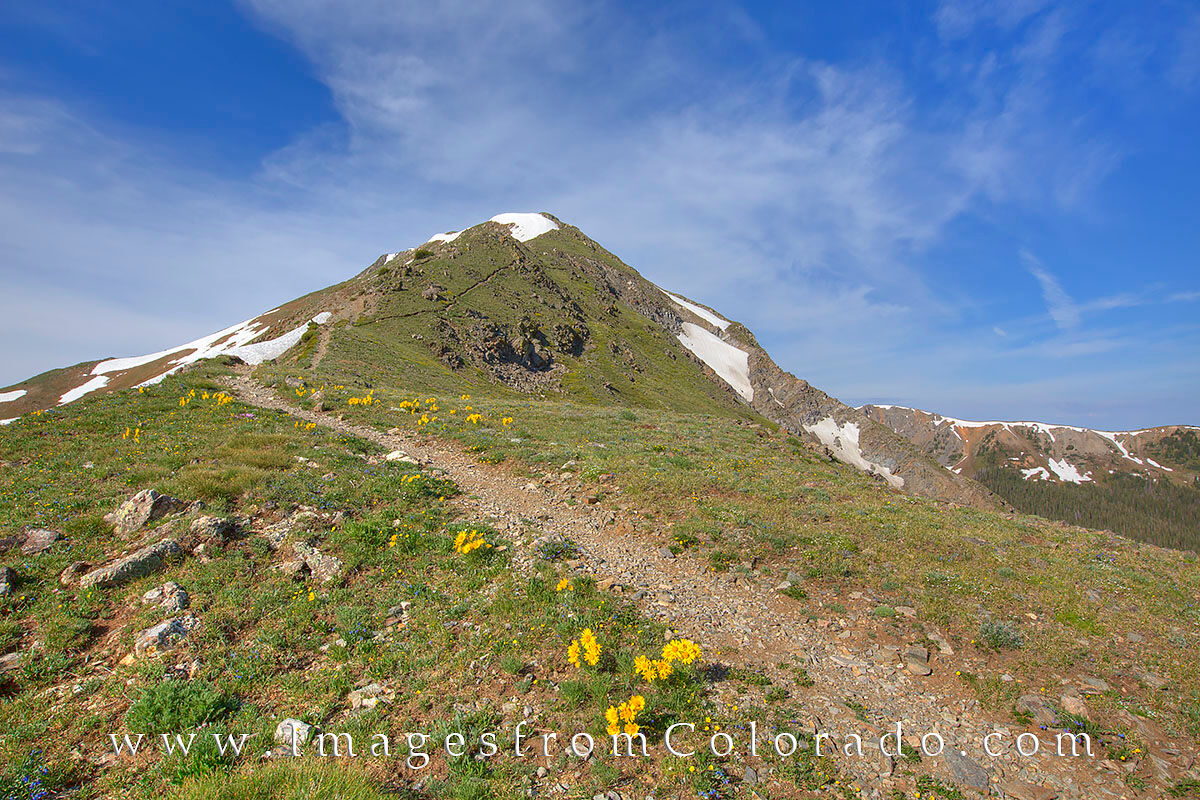 Byers Peak Trail - Fraser, Colorado 1 Depending on your starting point, the Byers Peak trail is generally between 8-9 miles round trip and reaches the summit at 12...