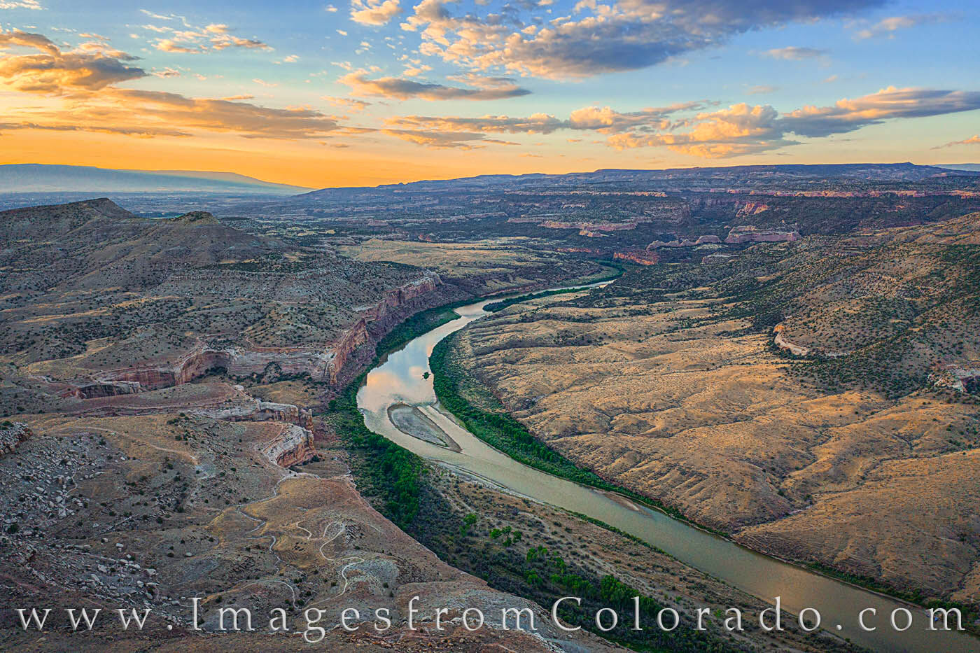 Colorado River and Horsethief Canyon Morning 717-1 This aerial photograph looks east and shows the Colorado River at sunrise on a perfect July morning.