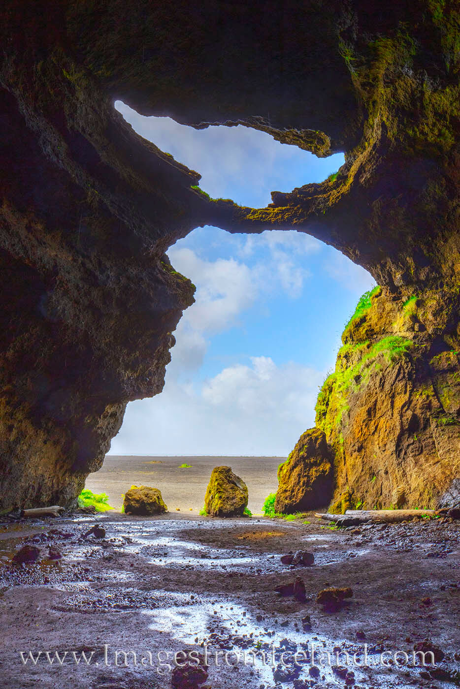 Gígjagjá - the Yoda Cave 622-2 Gígjagjá, also known as the Yoda Cave, sits within Hjörleifshöfði Mountain about 15km from the southern town of Vik. At...