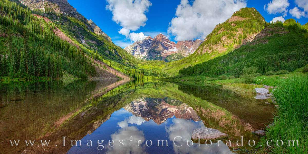 Maroon Bells Morning Panorama 1 After arriving in the Maroon Bells Wilderness Area near Aspen, Colorado, and shooting well before sunrise, I made my way to Crater...