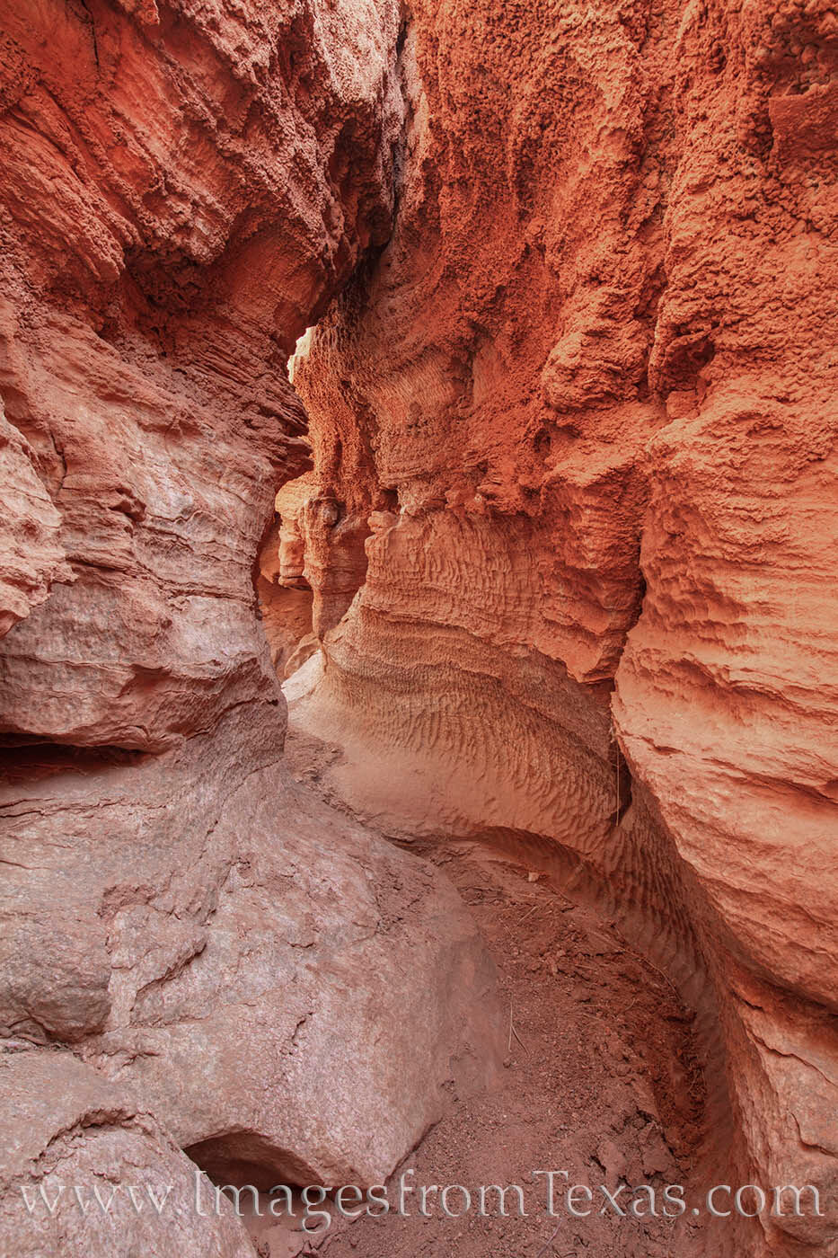 Palo Duro Canyon holds several slot canyons, all of which are hidden and off-trail. Spider Slot is one of these slots that is out there and fun to explore.