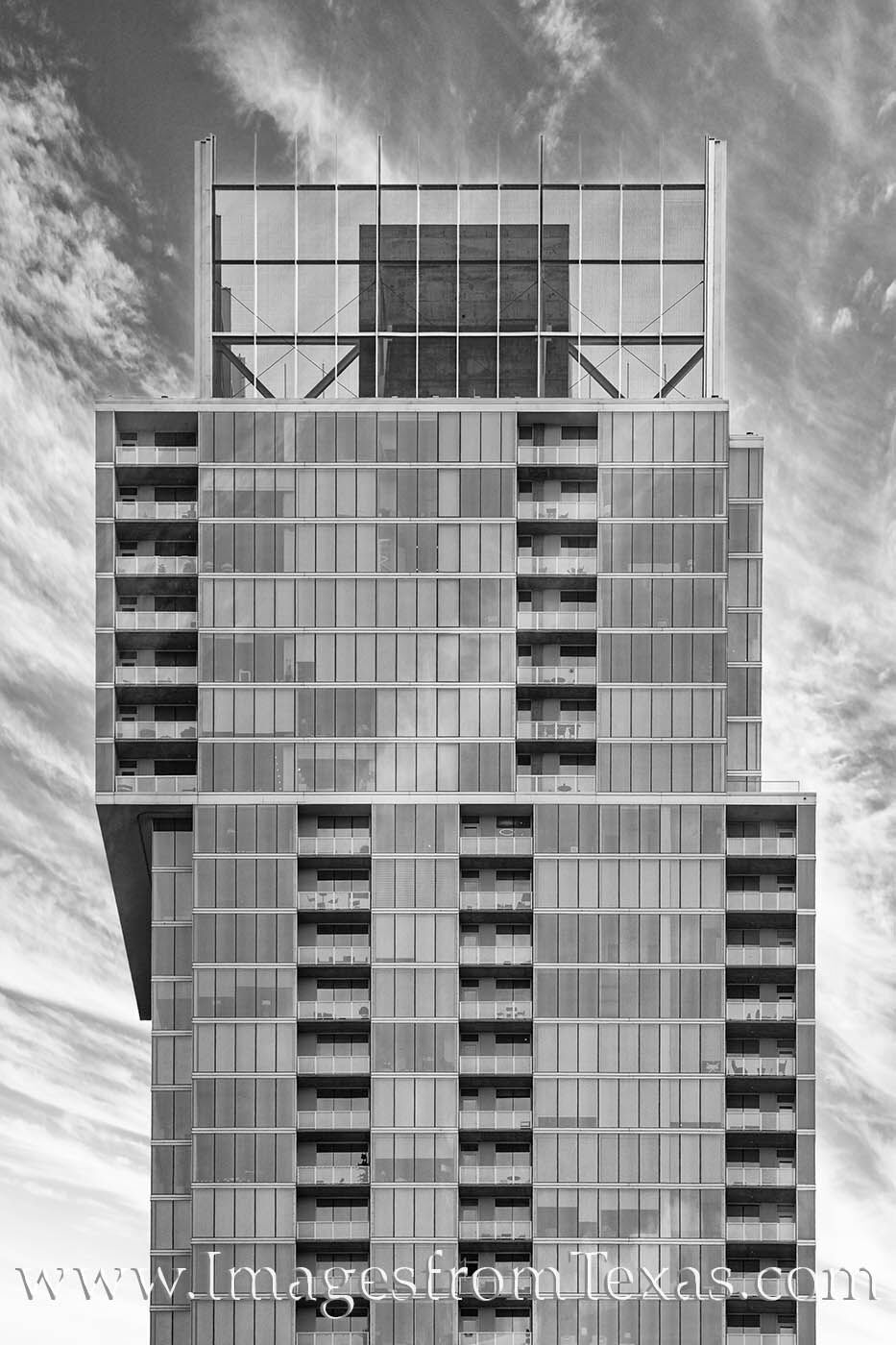 The Jenga Building in Black and White 2 The Independent, also known as the Independent, is currently the tallest building in downtown Austin rising to 690'. This black...